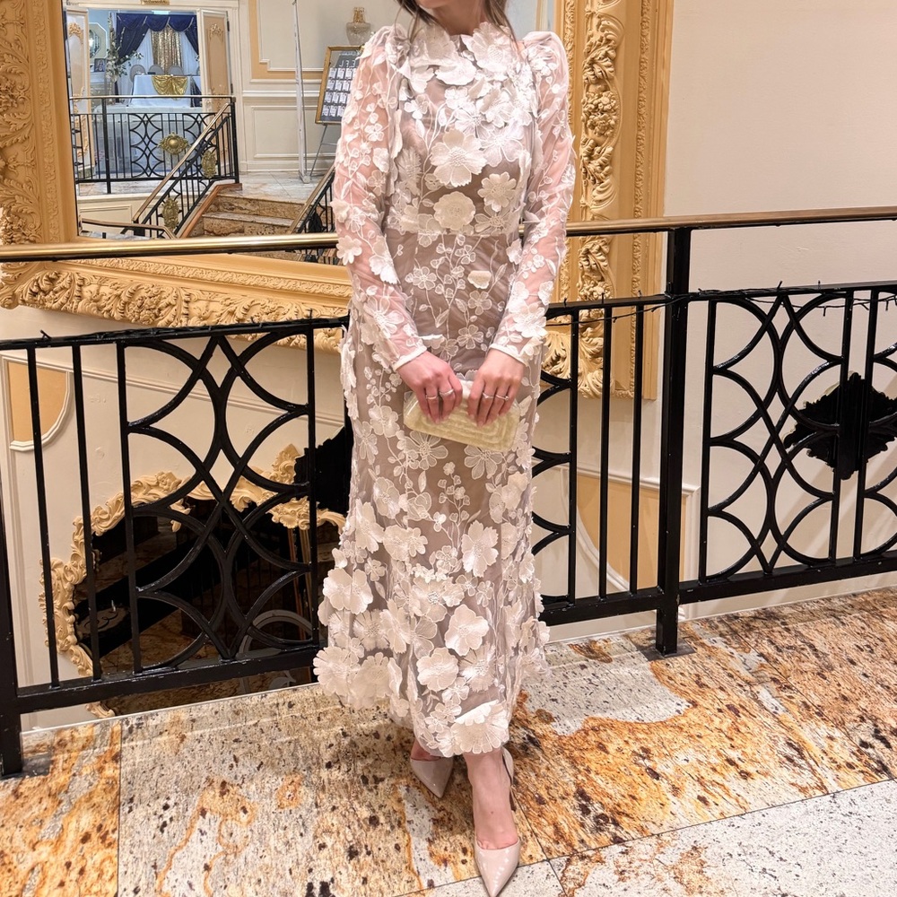 Xandra dress in Ivory